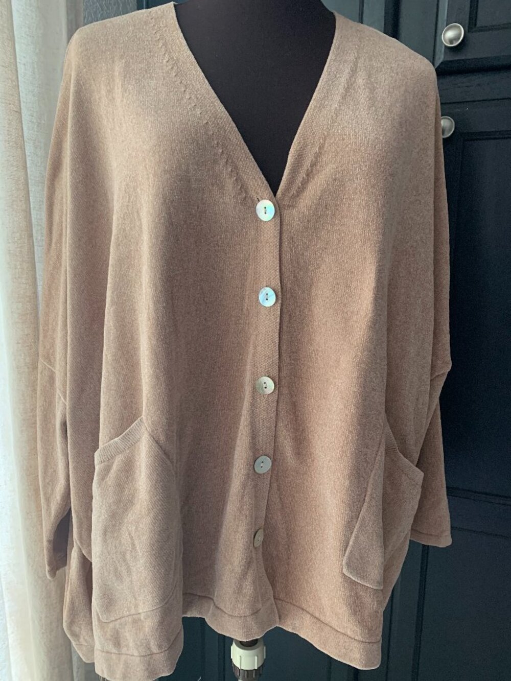 Barefoot Dreams CozyChic Lite Oversized Tan Button-Up Cardigan 1X EUC